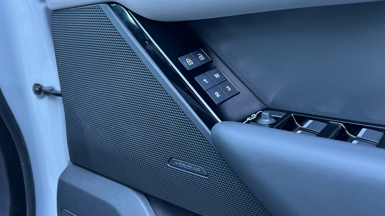 Land Rover Range Rover Velar 2.0 D200 MHEV Dynamic HSE 5dr Auto Diesel Estate